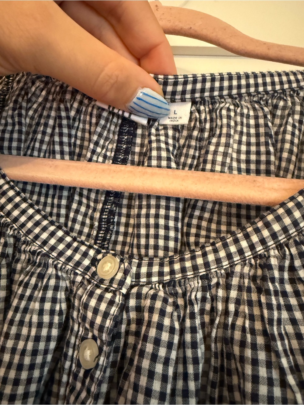 GAP Black and White Gingham Peasant Blouse - Picture 4 of 6